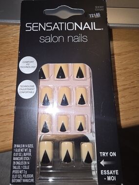 SENSATIONAIL Short Court Beige Press-On Nails with Black Triangle Accent